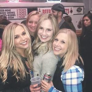 Meet your Posher, Laura